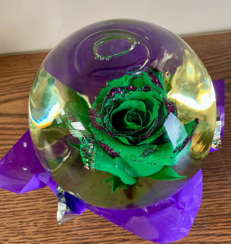 Rose Globe Centerpiece - Green with Purple tips